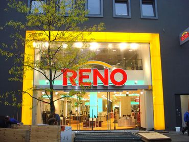 [Translate to English:] Geschäftshaus Reno