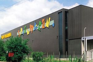 Hoffmann Spielwaren Außen