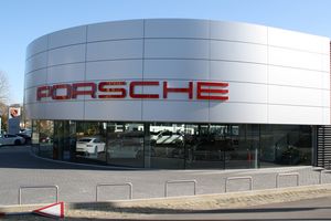 Porsche Zentrum