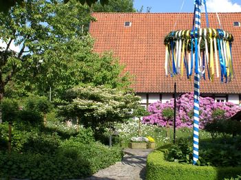 igk Krabbe - Firmengarten